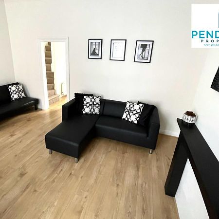 Modern 3 Bed House With Free Parking And Wi-Fi Villa Preston  Buitenkant foto
