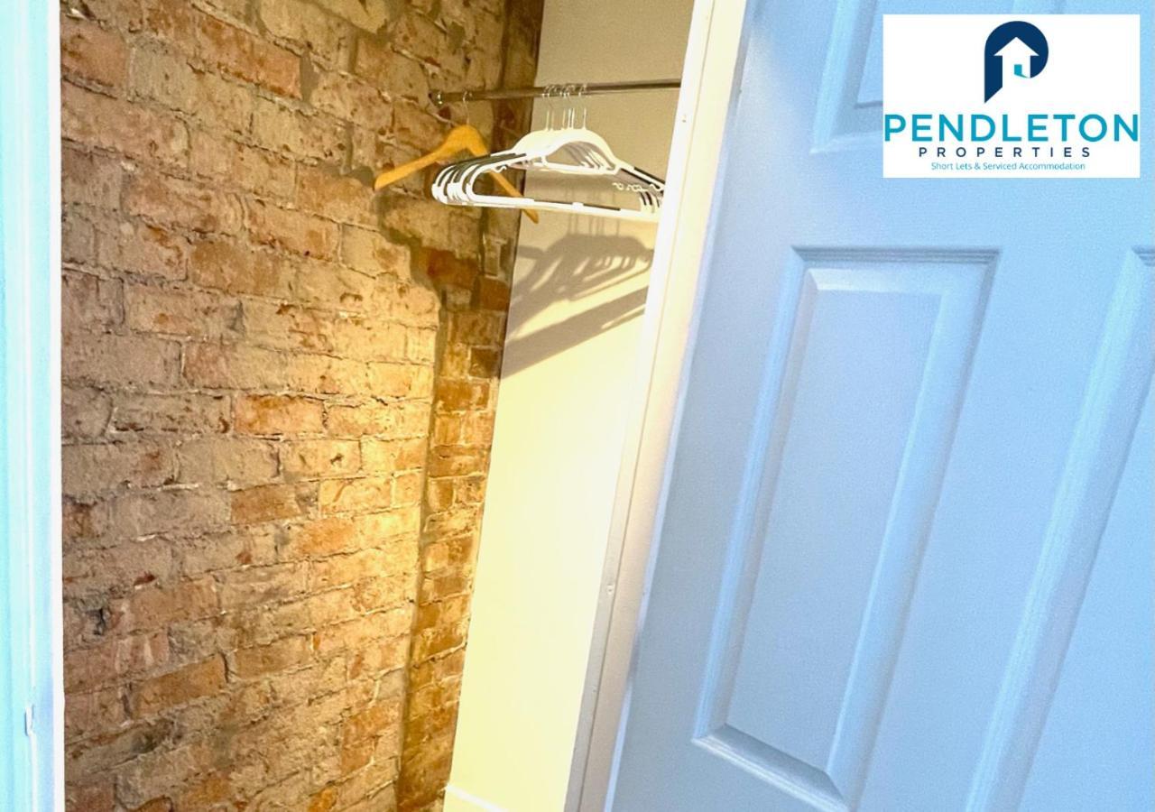 Modern 3 Bed House With Free Parking And Wi-Fi Villa Preston  Buitenkant foto